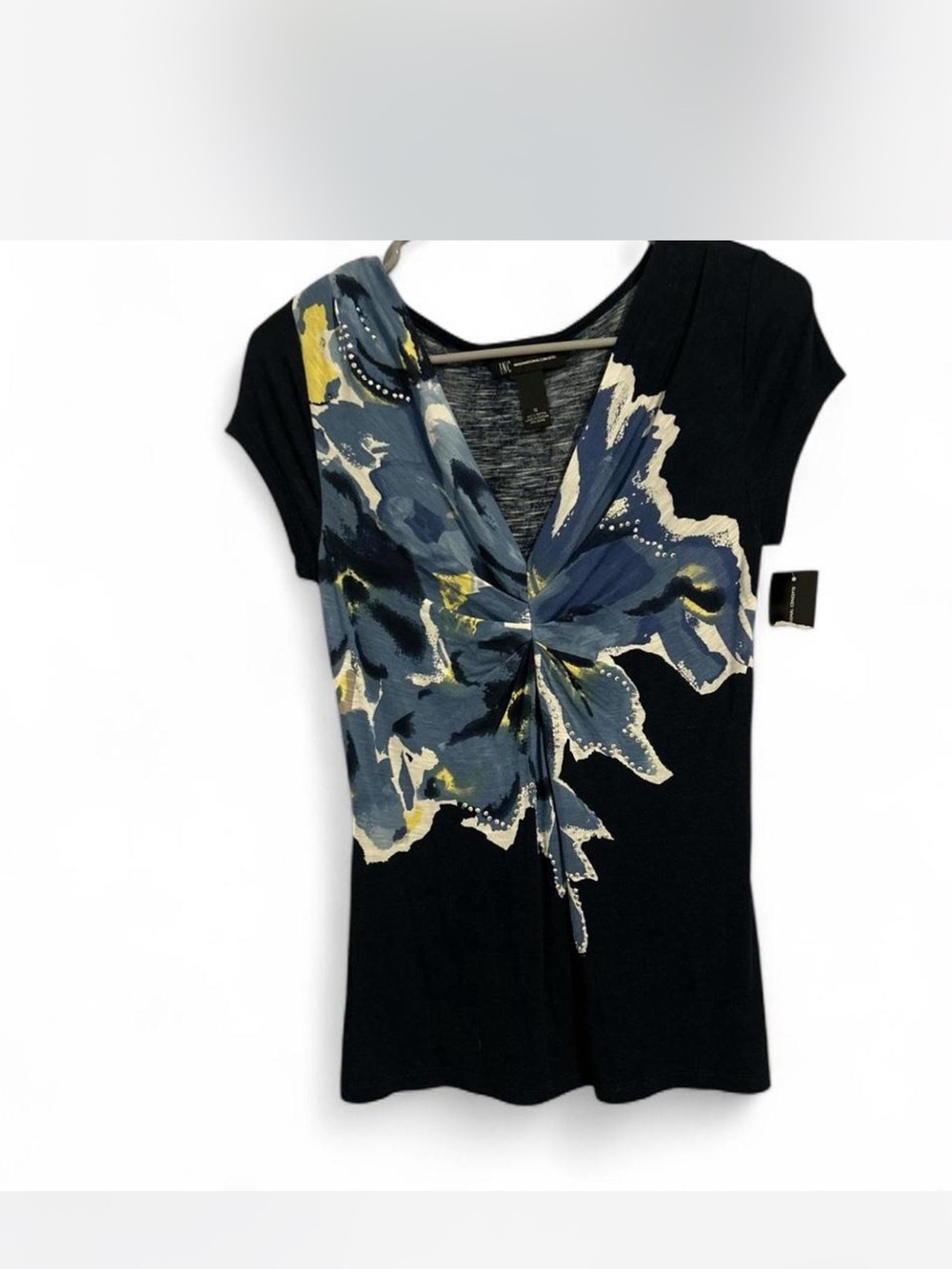Nine West Black Floral Twist-Front Cap Sleeve Top